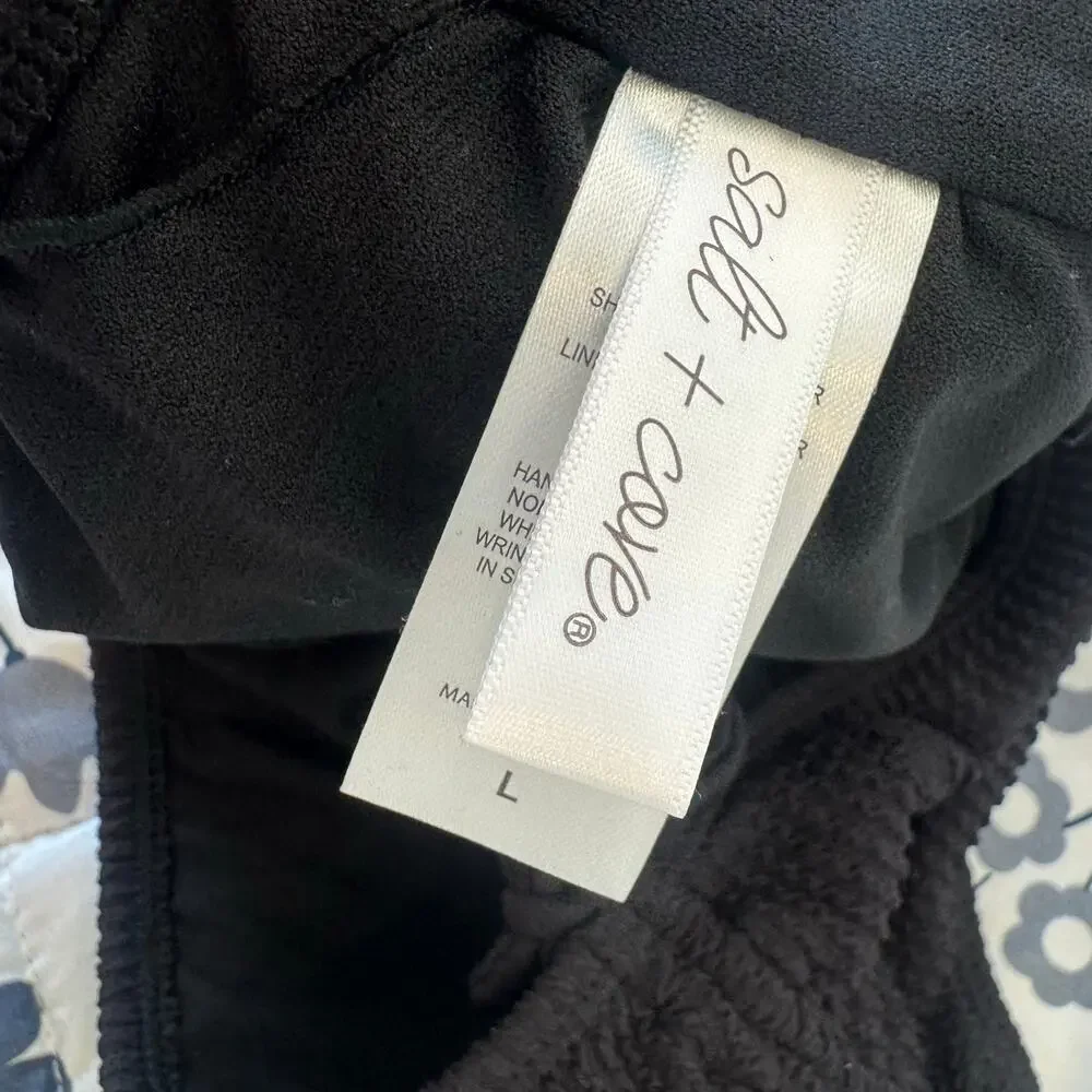 SALT + COVE Black Juniors' One-Shoulder Side-Shirred Bikini Top Size L NWOT